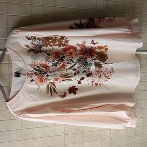 Shein curve Floral blouse